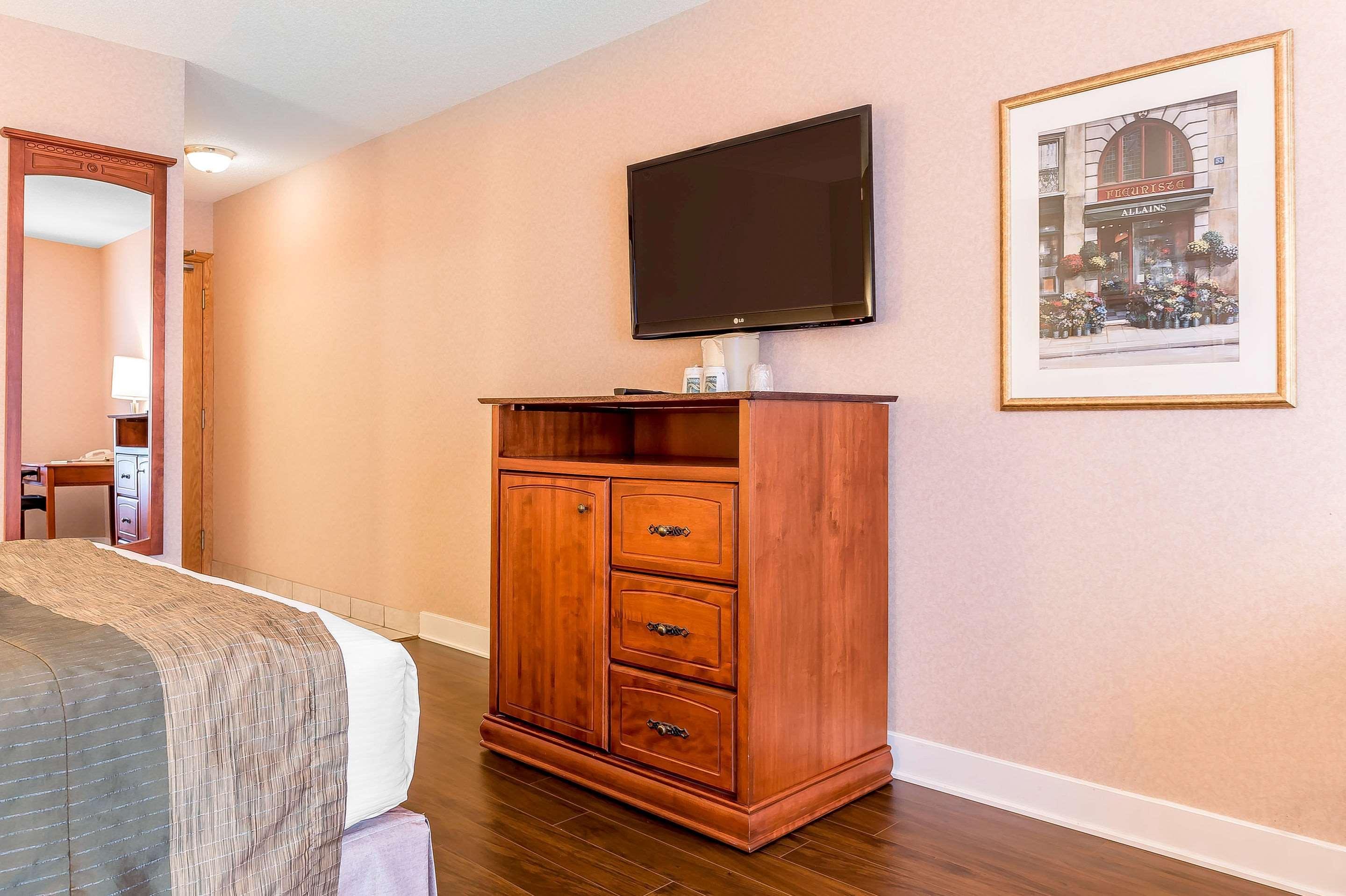 Quality Inn & Suites Hawkesbury Exteriér fotografie