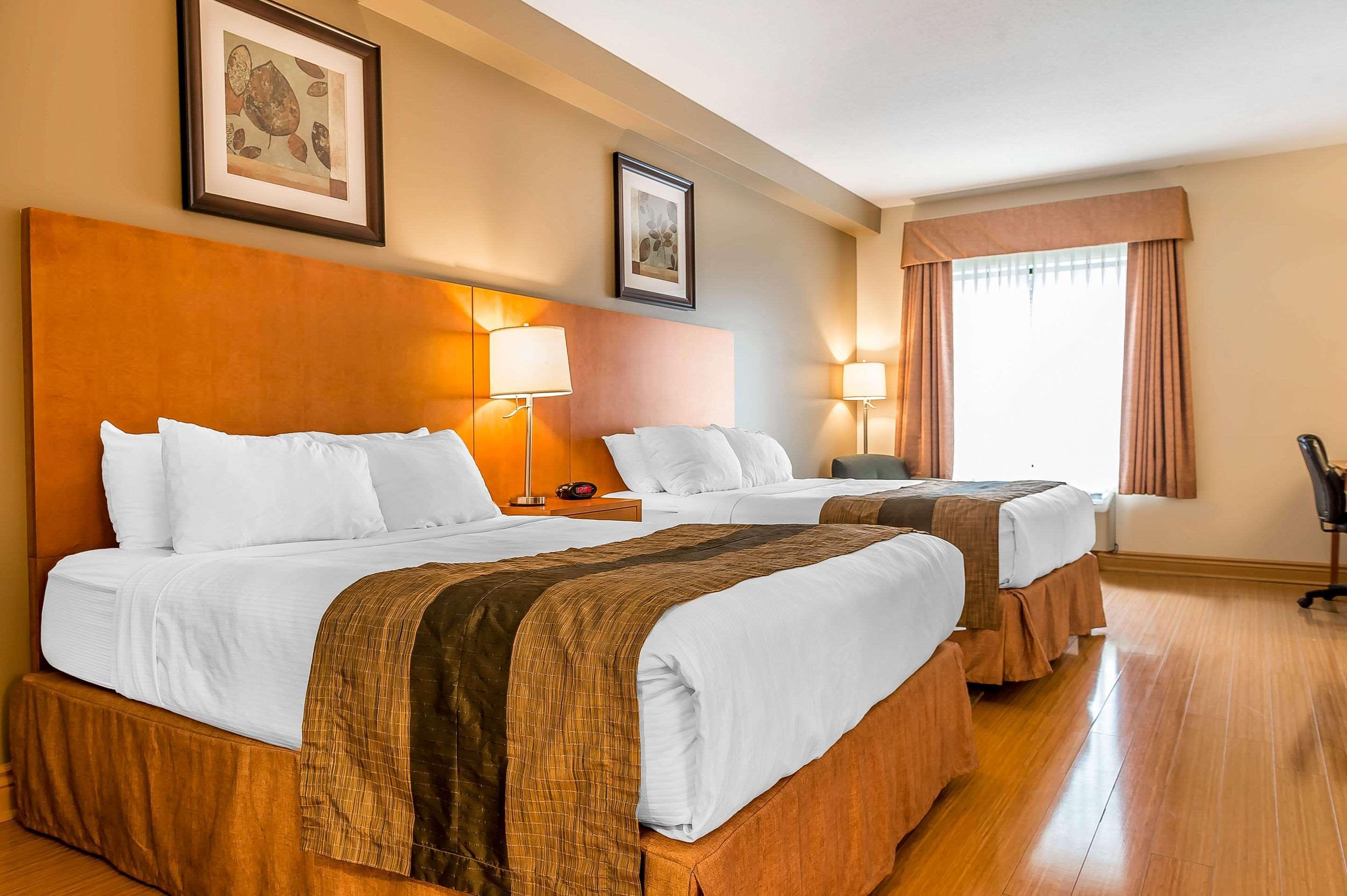 Quality Inn & Suites Hawkesbury Exteriér fotografie