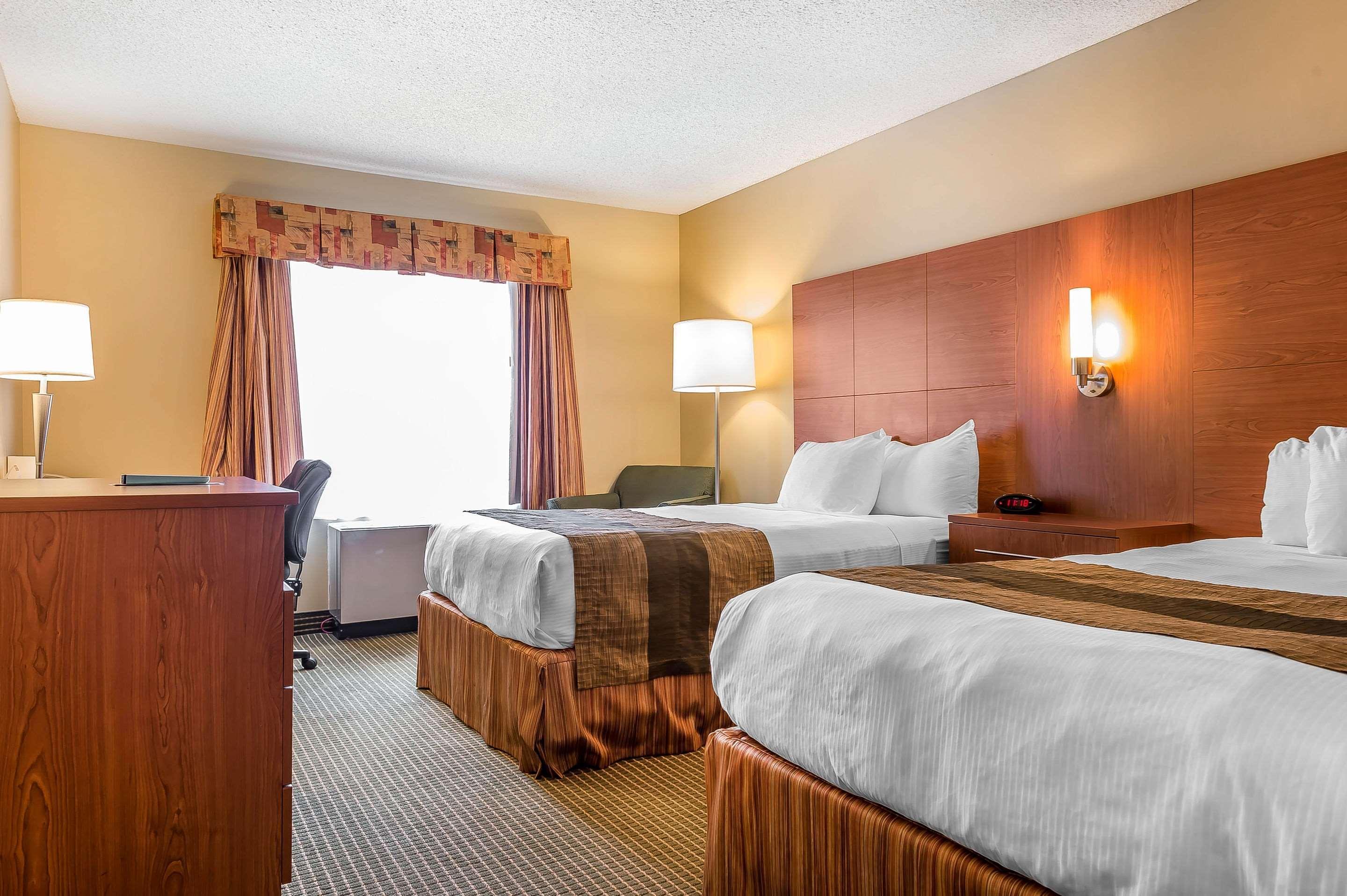 Quality Inn & Suites Hawkesbury Exteriér fotografie