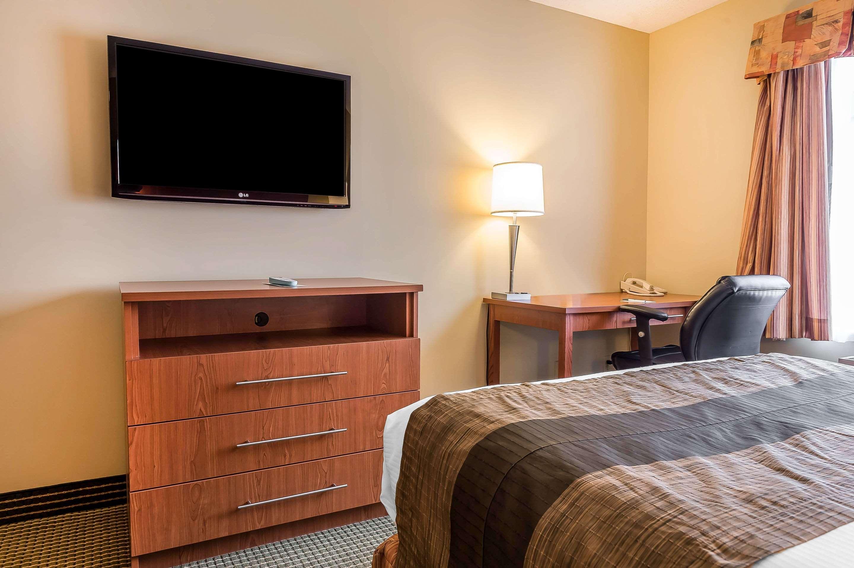 Quality Inn & Suites Hawkesbury Exteriér fotografie