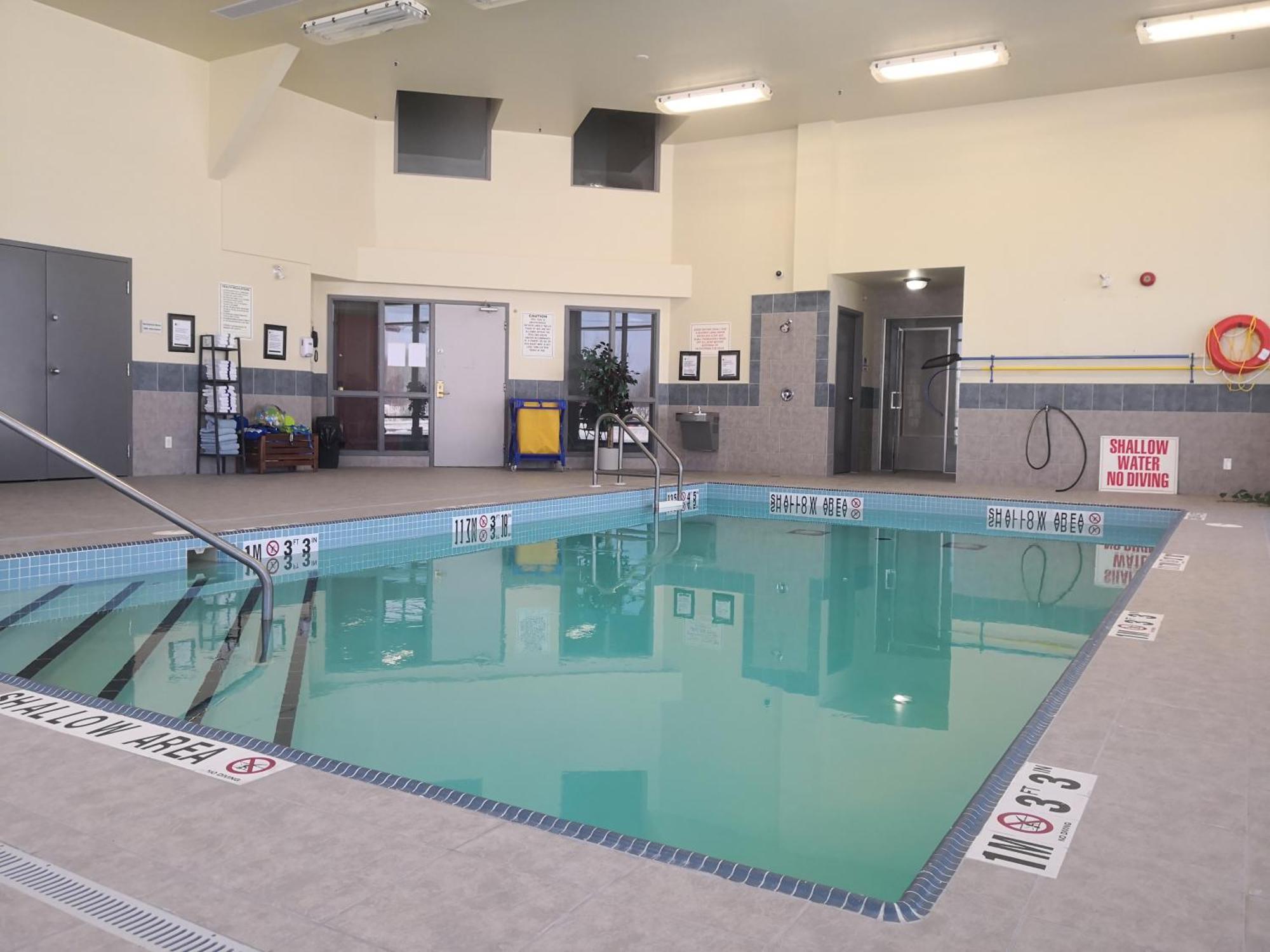 Quality Inn & Suites Hawkesbury Exteriér fotografie