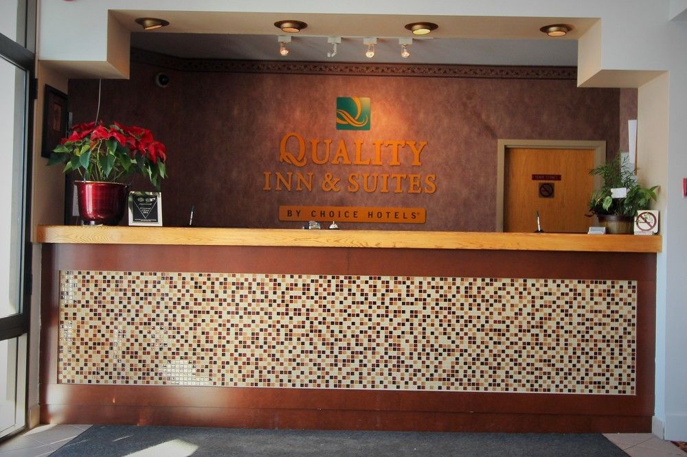 Quality Inn & Suites Hawkesbury Exteriér fotografie