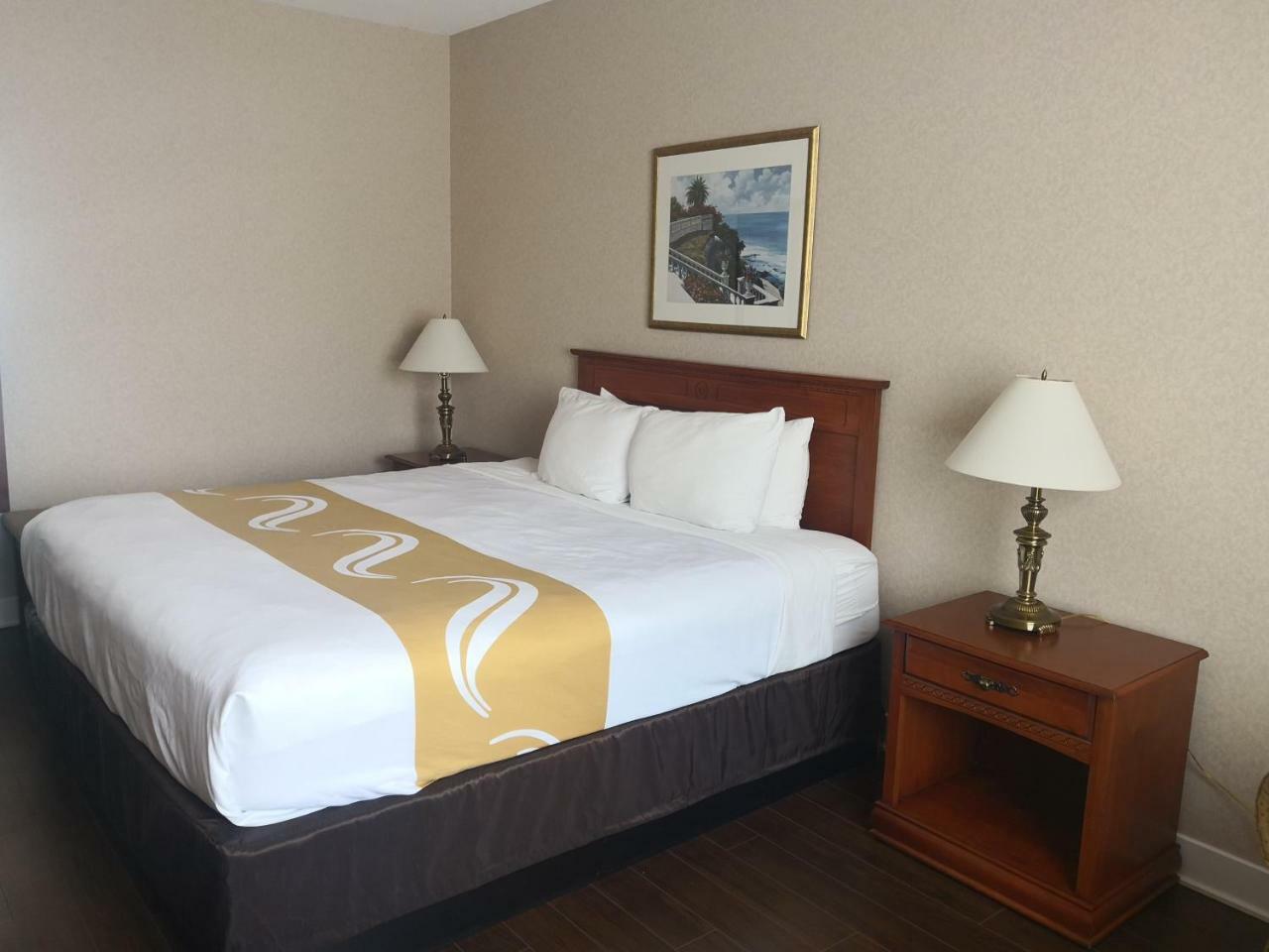 Quality Inn & Suites Hawkesbury Exteriér fotografie