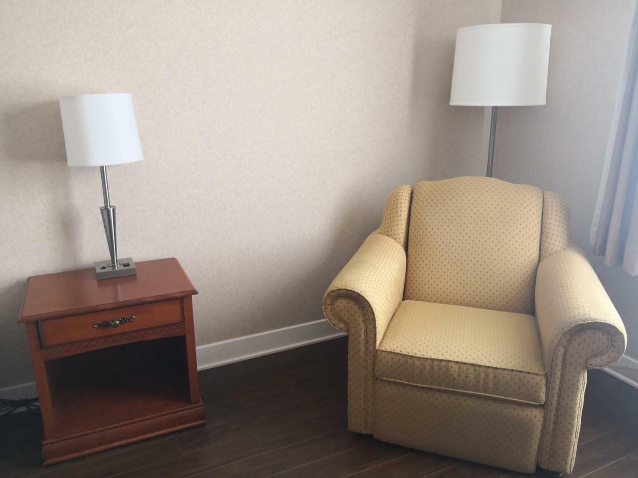 Quality Inn & Suites Hawkesbury Exteriér fotografie